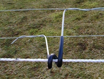 RUTLAND PIGTAIL INSULATOR OFFSET 18-153-0