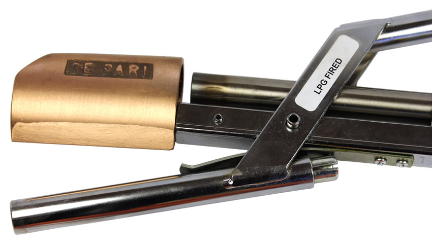 TE PARI SCISSOR ACTION TAIL DOCKER STANDARD-6551