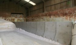 CONCRETE BUNKER WALL-8276 CONCRETE BUNKER WALL-8276